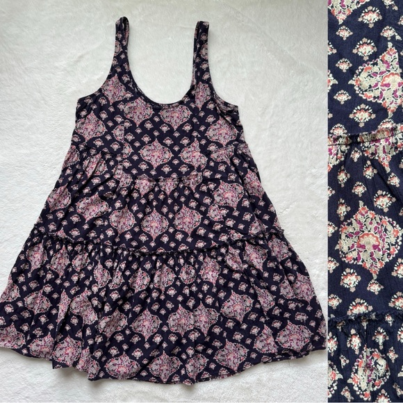 American Eagle Outfitters Dresses & Skirts - American Eagle Outfitters Purple Flowy Mini‎ Dress Women Small Bohemian Beach